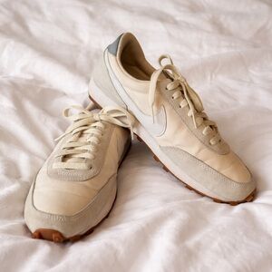 Nike Daybreak Cream Sail Sneakers Retro Neutral Waffle Sole Size 8